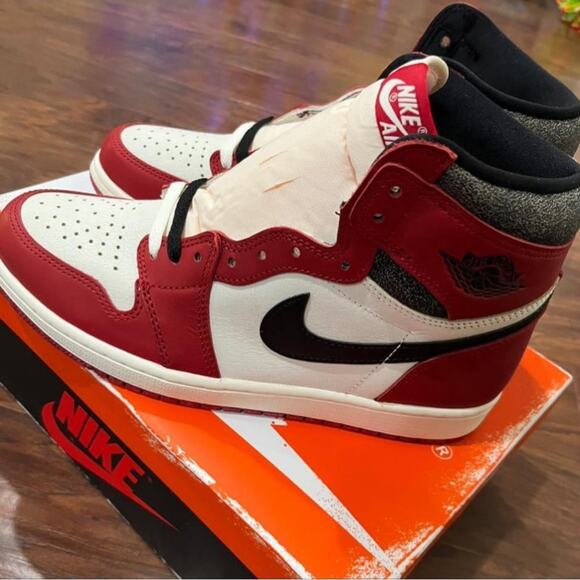 Sz 10 Brand New Air Jordan 1 Retro High OG 'Lost And Found' Chicago DZ5485-612 - Picture 1 of 5